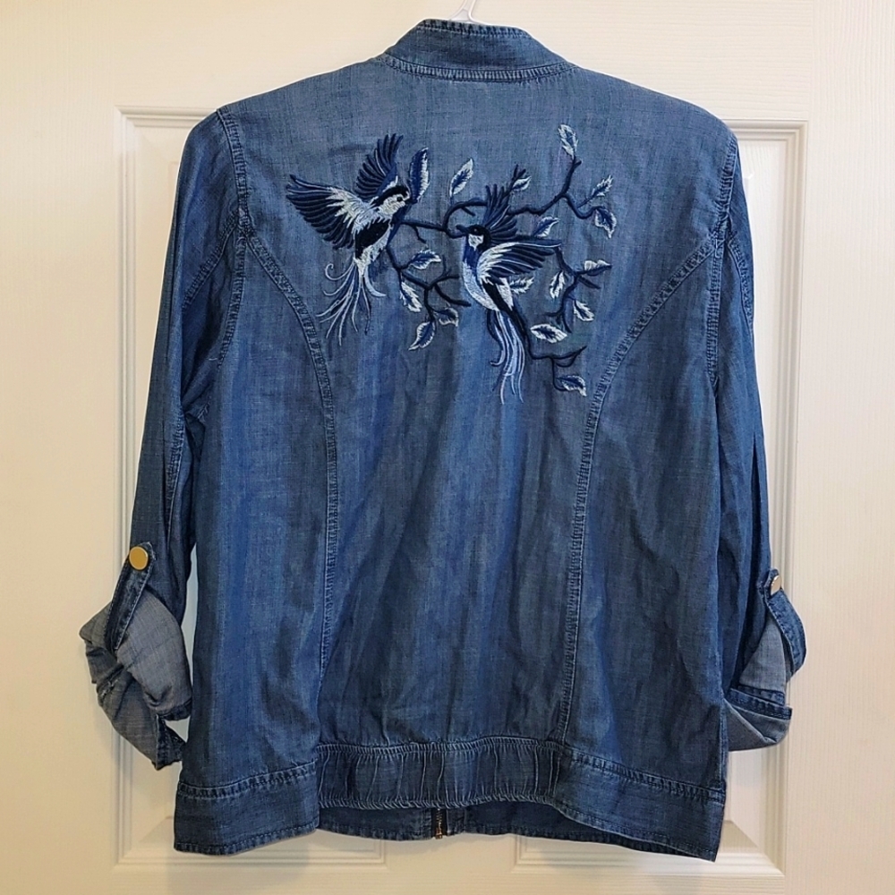 Chico's Bird Embroidered Chambray Bomber Jacket Women's Size Medium New